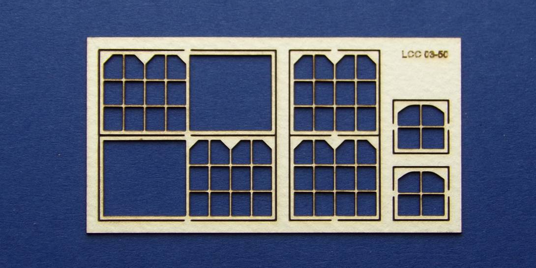 LCC 03-50 OO gauge set of windows for 03-21 type 2 Set of windows for signal box wall.